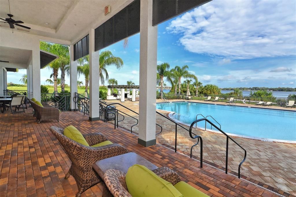 En Venta: $849,900 (3 camas, 2 baños, 2039 Pies cuadrados)