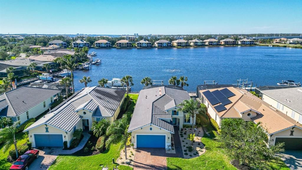 En Venta: $849,900 (3 camas, 2 baños, 2039 Pies cuadrados)