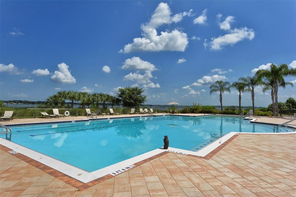 En Venta: $849,900 (3 camas, 2 baños, 2039 Pies cuadrados)