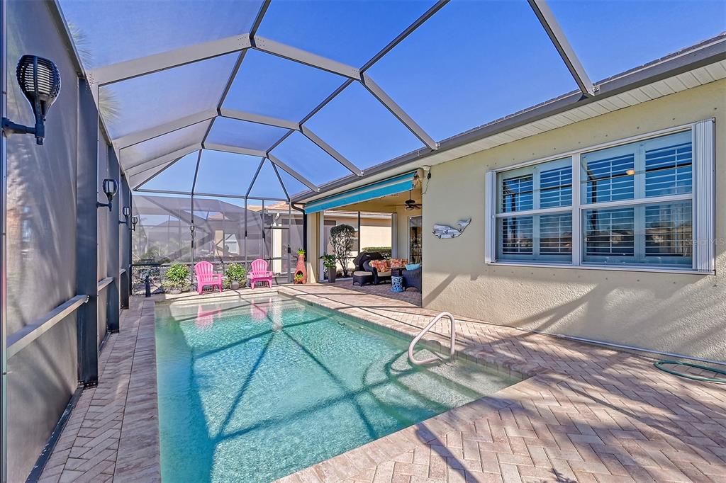 En Venta: $849,900 (3 camas, 2 baños, 2039 Pies cuadrados)