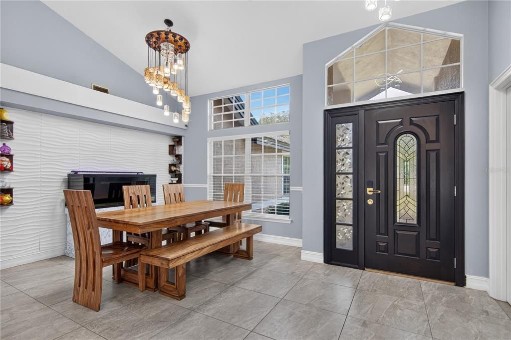 For Sale: $805,000 (4 beds, 3 baths, 2565 Square Feet)