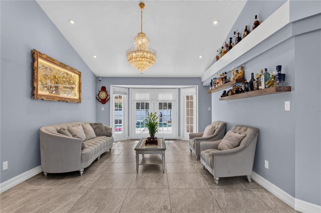 For Sale: $805,000 (4 beds, 3 baths, 2565 Square Feet)