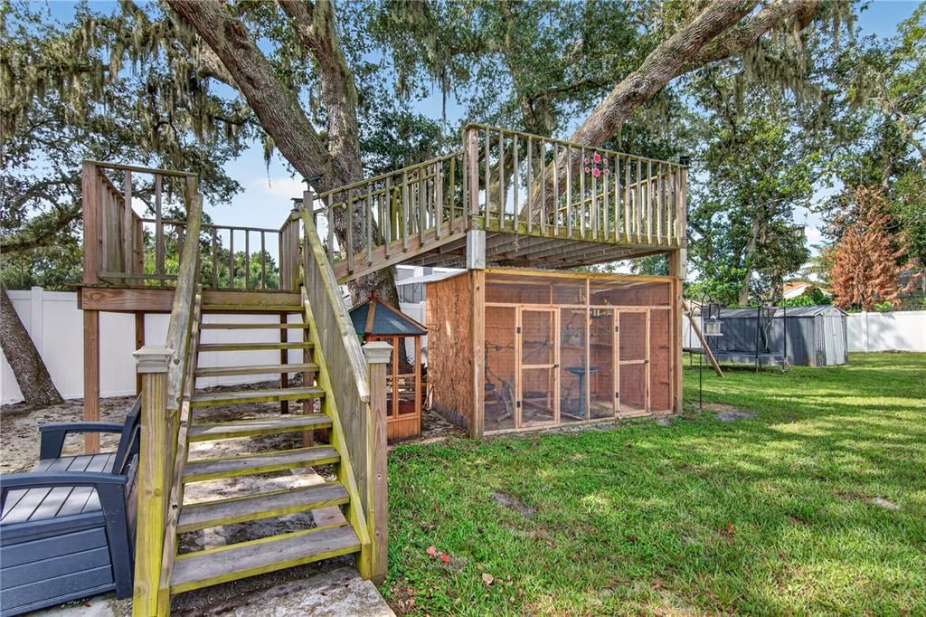 For Sale: $805,000 (4 beds, 3 baths, 2565 Square Feet)