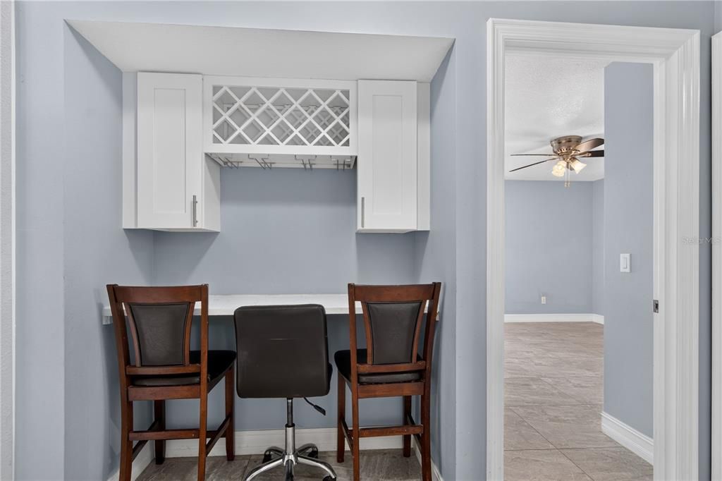 For Sale: $805,000 (4 beds, 3 baths, 2565 Square Feet)