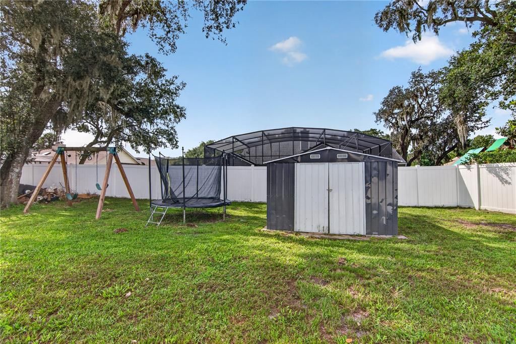 For Sale: $805,000 (4 beds, 3 baths, 2565 Square Feet)