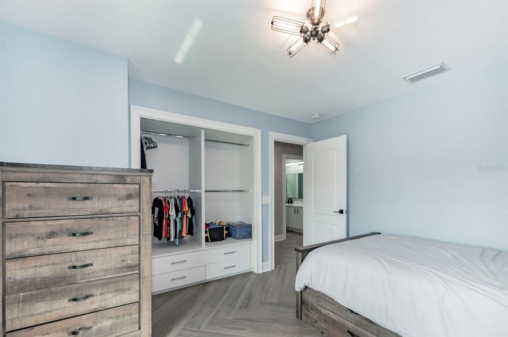 В аренду: $3,300 (4 спален, 4 ванн, 3082 Квадратных фут)