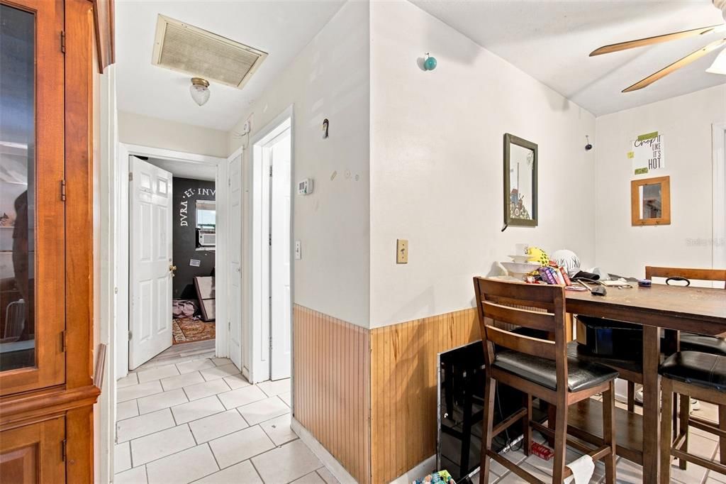 На продажу: $139,000 (2 спален, 1 ванн, 936 Квадратных фут)