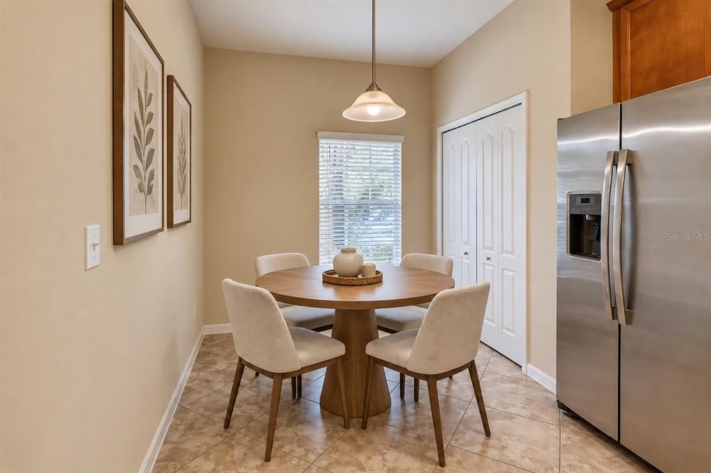 For Sale: $235,000 (3 beds, 2 baths, 1559 Square Feet)