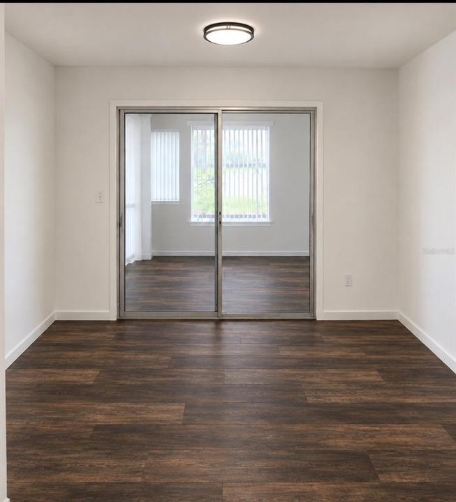 En Venta: $278,000 (3 camas, 2 baños, 1998 Pies cuadrados)