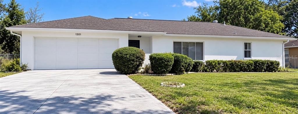 En Venta: $278,000 (3 camas, 2 baños, 1998 Pies cuadrados)