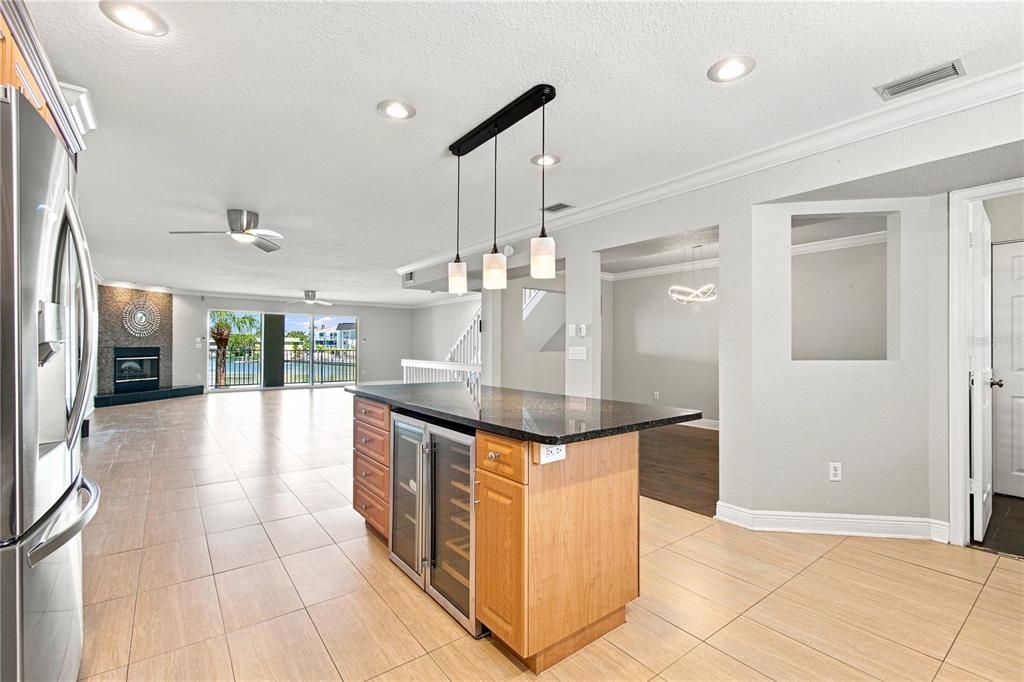 For Sale: $999,800 (3 beds, 2 baths, 2448 Square Feet)
