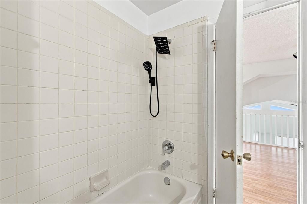 En Venta: $349,000 (4 camas, 3 baños, 2594 Pies cuadrados)