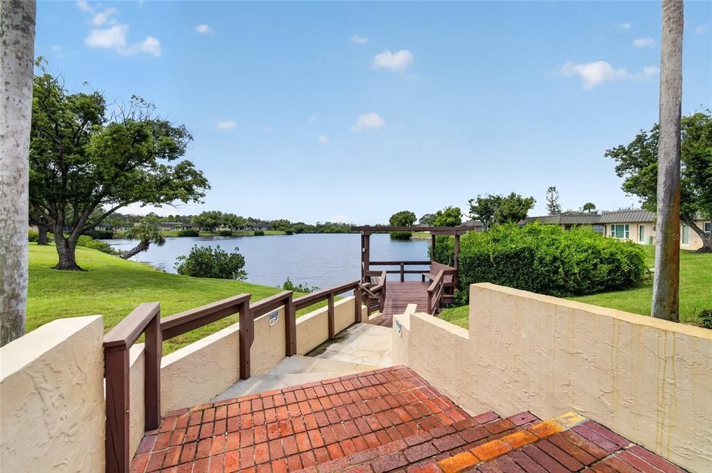 For Sale: $139,900 (2 beds, 2 baths, 1080 Square Feet)