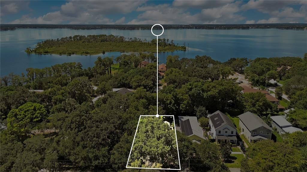For Sale: $700,000 (1 beds, 1 baths, 750 Square Feet)