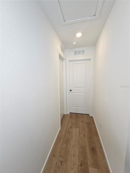 В аренду: $2,400 (4 спален, 2 ванн, 1810 Квадратных фут)