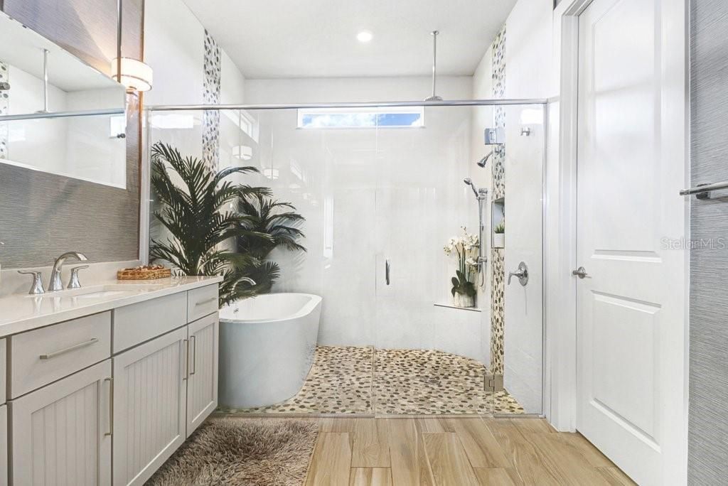 For Sale: $1,350,000 (5 beds, 4 baths, 3334 Square Feet)