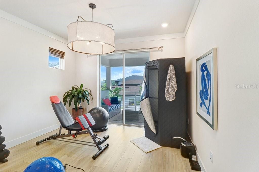 For Sale: $1,350,000 (5 beds, 4 baths, 3334 Square Feet)