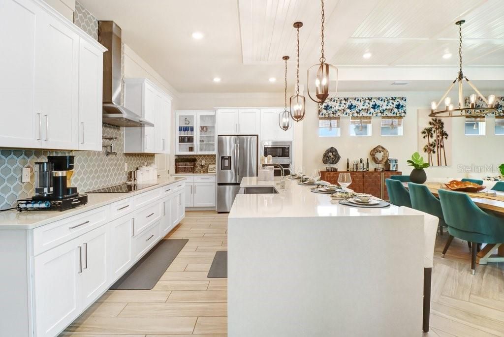 For Sale: $1,350,000 (5 beds, 4 baths, 3334 Square Feet)
