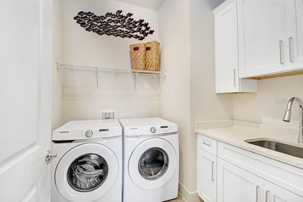 For Sale: $1,350,000 (5 beds, 4 baths, 3334 Square Feet)