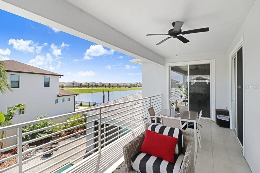 For Sale: $1,350,000 (5 beds, 4 baths, 3334 Square Feet)
