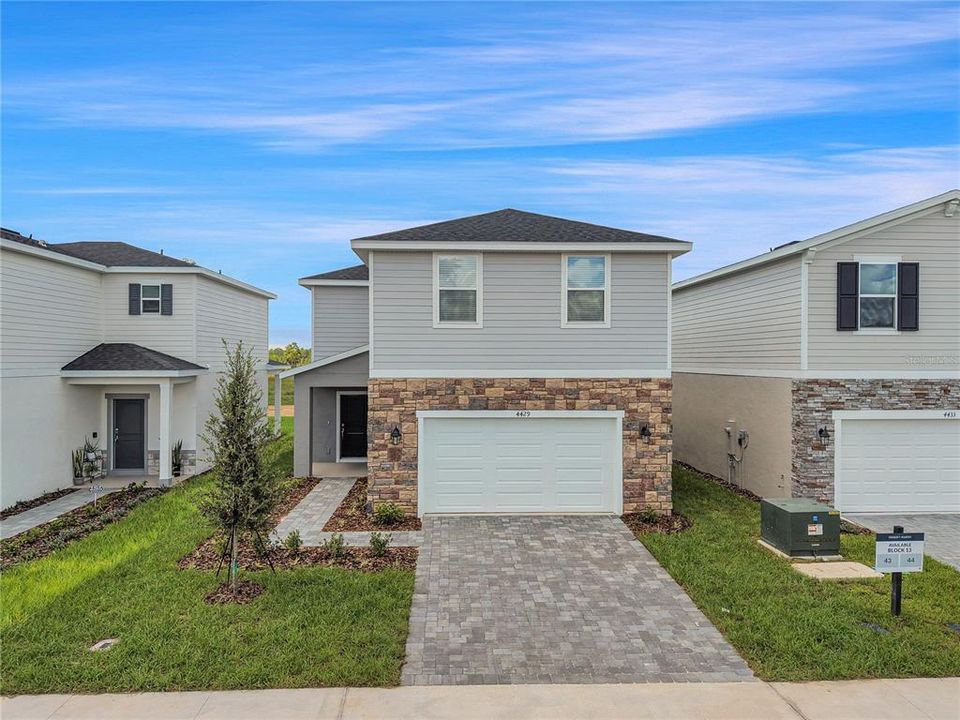 В аренду: $2,295 (4 спален, 2 ванн, 2160 Квадратных фут)