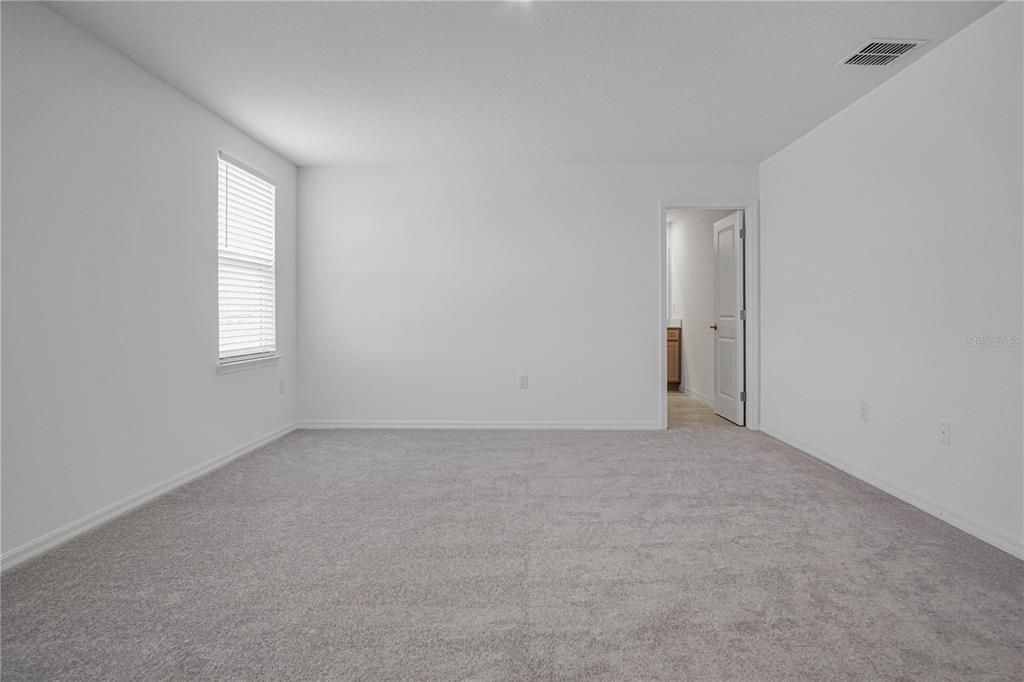 В аренду: $2,295 (4 спален, 2 ванн, 2160 Квадратных фут)