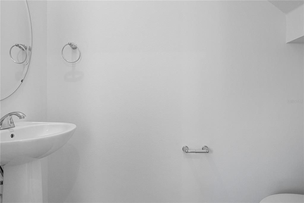 В аренду: $2,295 (4 спален, 2 ванн, 2160 Квадратных фут)