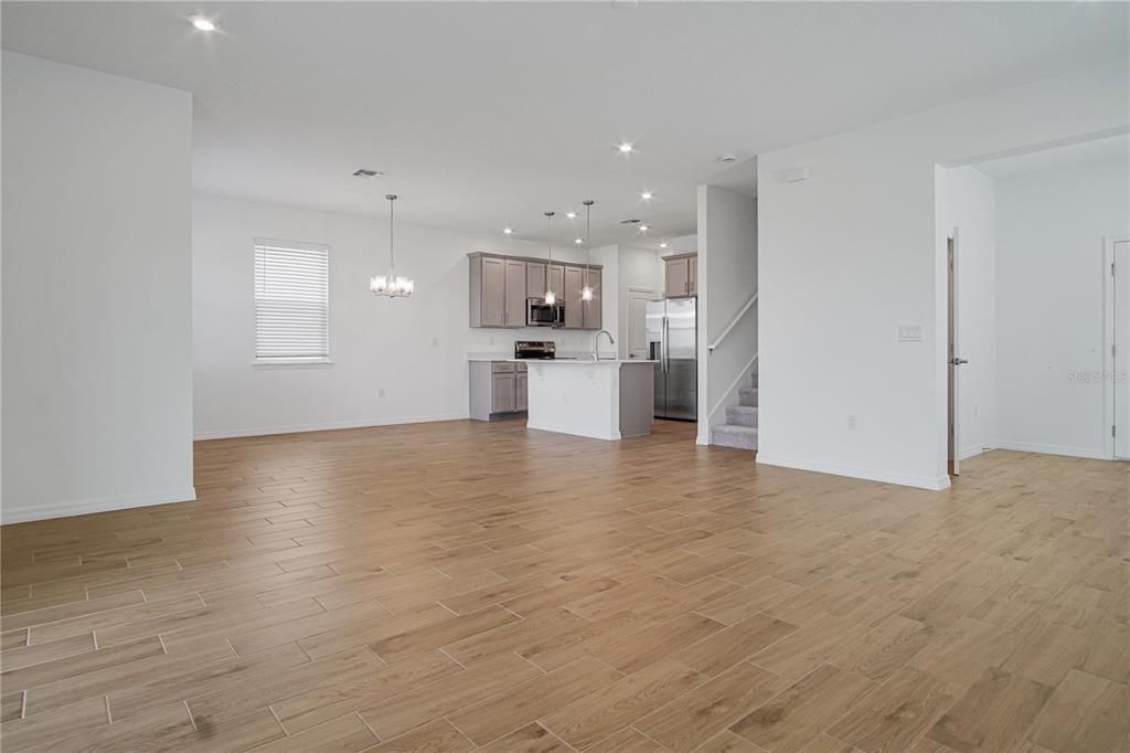 В аренду: $2,295 (4 спален, 2 ванн, 2160 Квадратных фут)