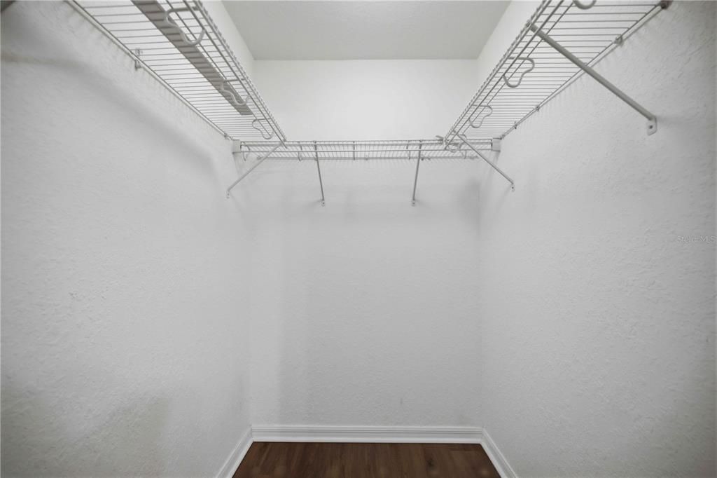 На продажу: $154,900 (2 спален, 2 ванн, 1187 Квадратных фут)