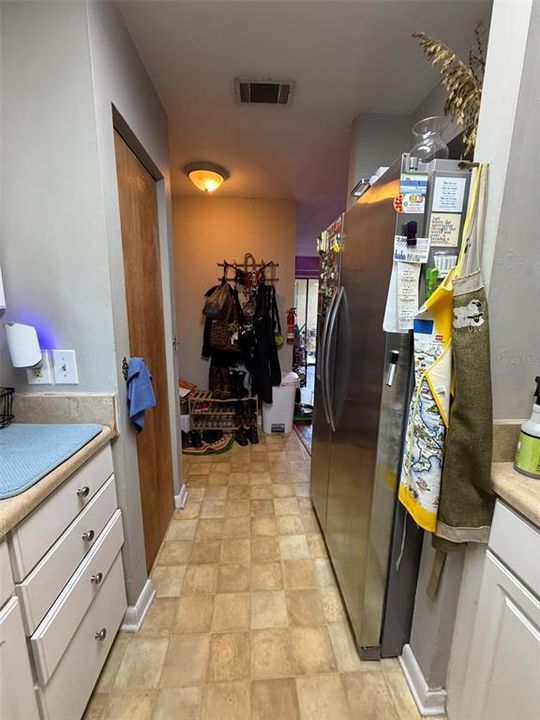 В аренду: $1,575 (3 спален, 1 ванн, 1098 Квадратных фут)
