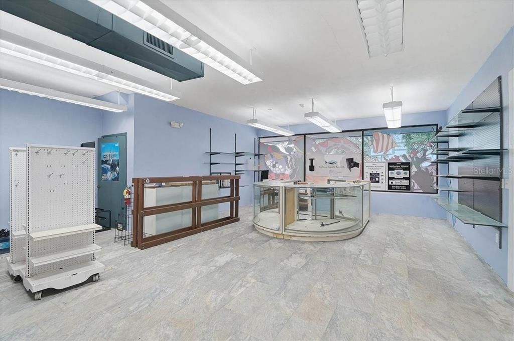 For Sale: $3,985,000 (0 beds, 0 baths, 10273 Square Feet)
