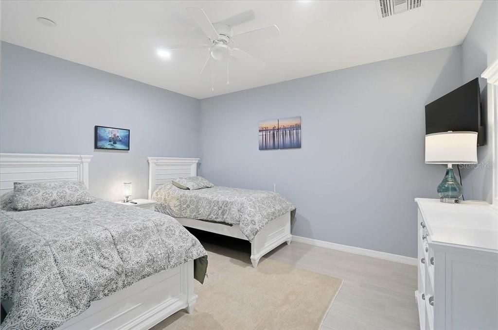 For Sale: $3,985,000 (0 beds, 0 baths, 10273 Square Feet)