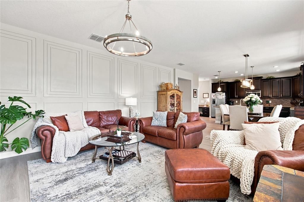 For Sale: $439,000 (4 beds, 2 baths, 2498 Square Feet)