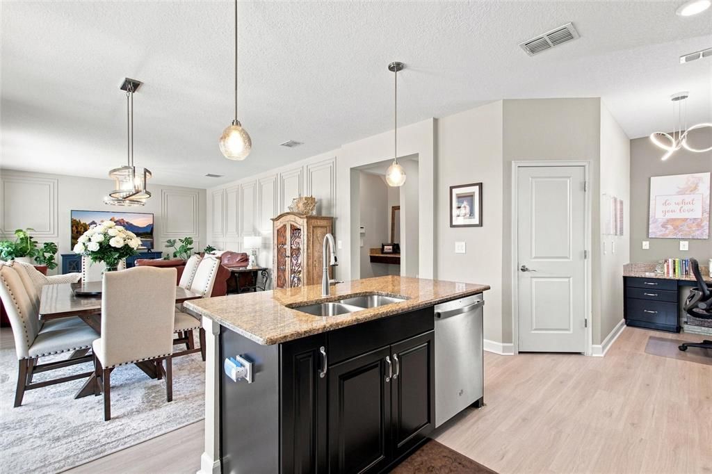 For Sale: $439,000 (4 beds, 2 baths, 2498 Square Feet)