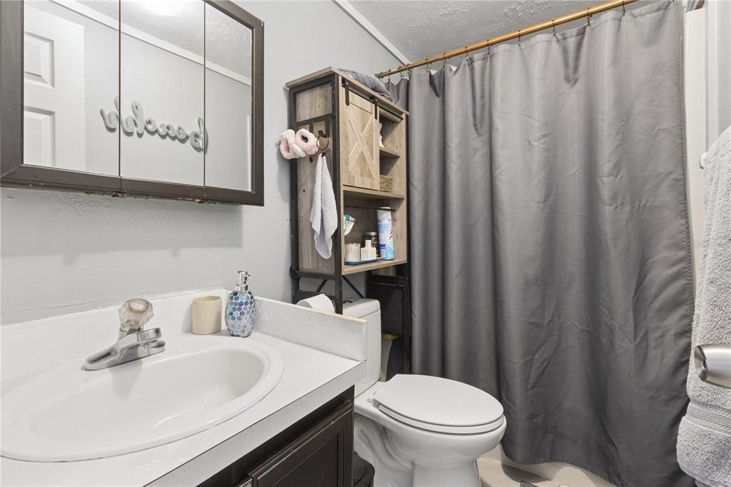For Sale: $335,000 (2 beds, 2 baths, 1344 Square Feet)