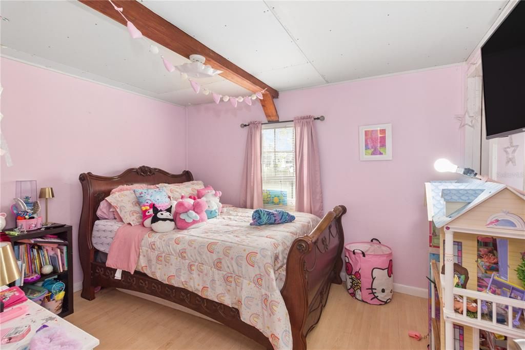 For Sale: $335,000 (2 beds, 2 baths, 1344 Square Feet)