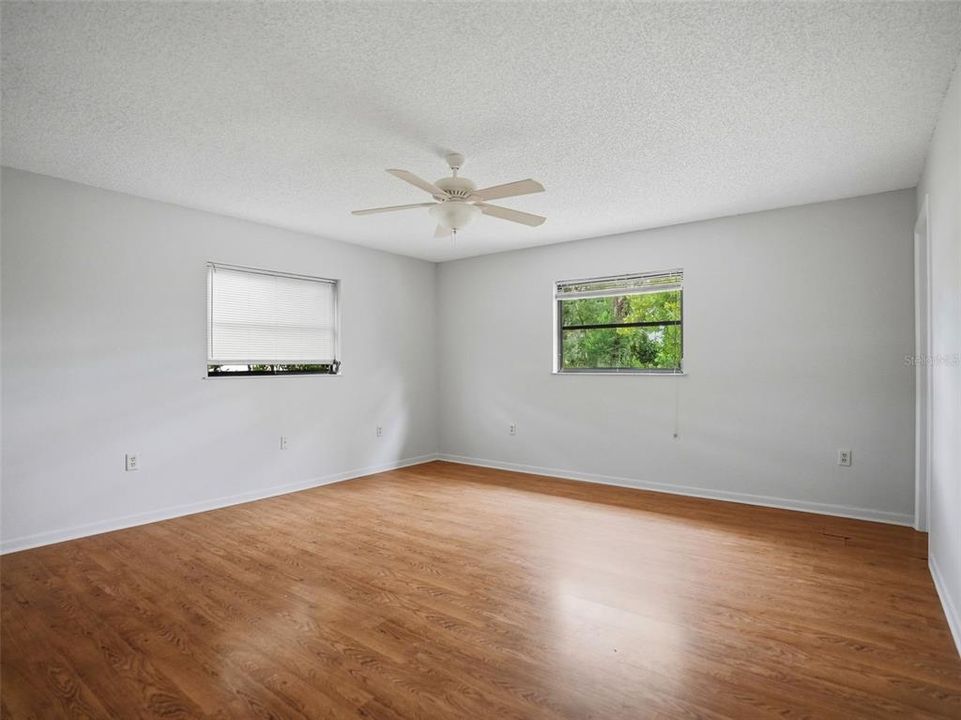 En Venta: $245,000 (2 camas, 2 baños, 1486 Pies cuadrados)