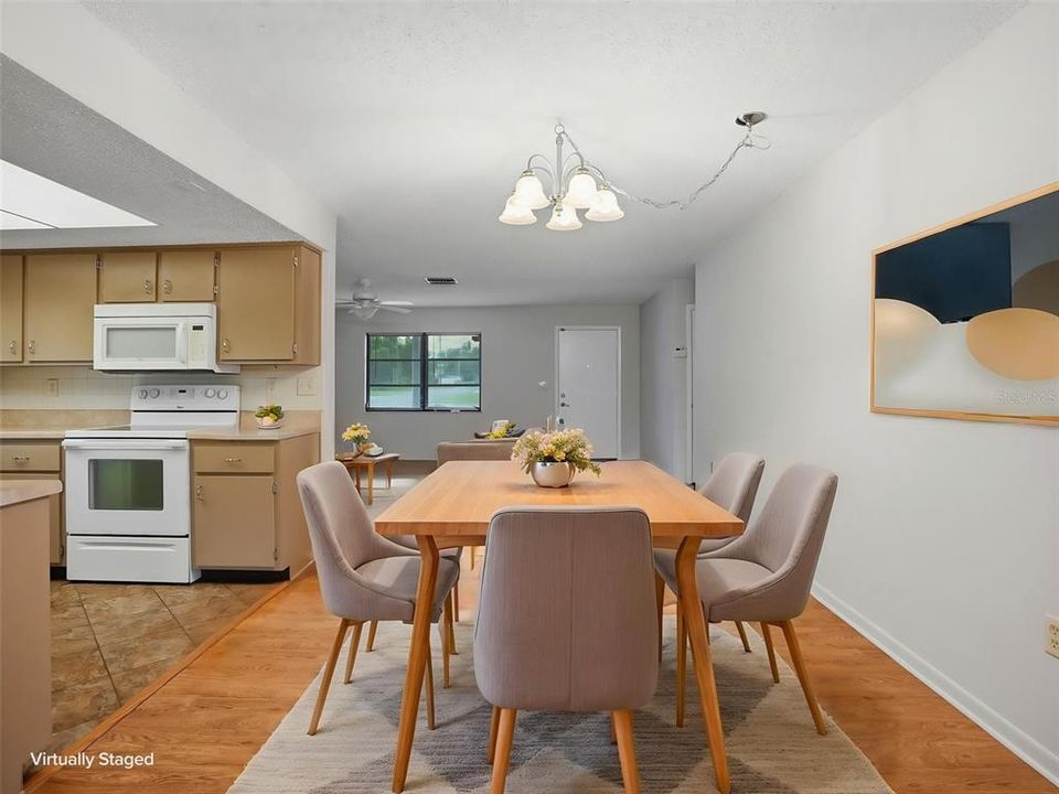 En Venta: $245,000 (2 camas, 2 baños, 1486 Pies cuadrados)