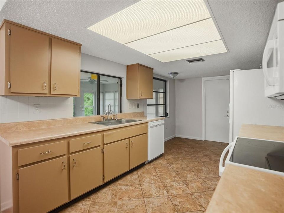 En Venta: $245,000 (2 camas, 2 baños, 1486 Pies cuadrados)