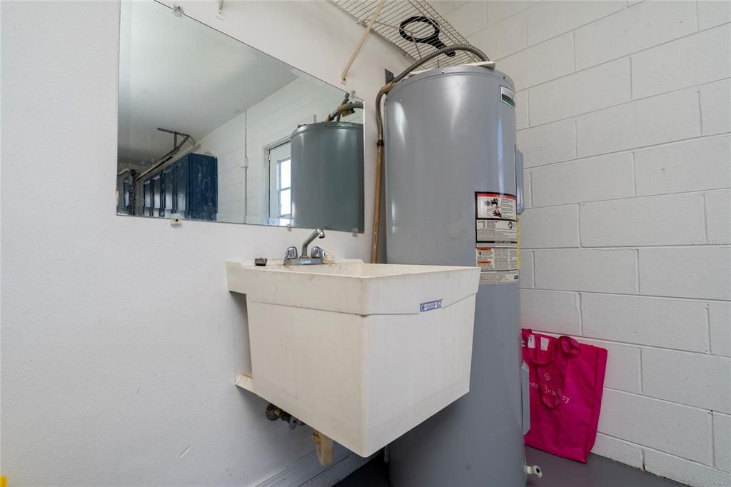 For Rent: $2,725 (3 beds, 2 baths, 1530 Square Feet)