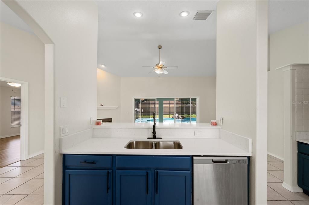 For Rent: $2,725 (3 beds, 2 baths, 1530 Square Feet)