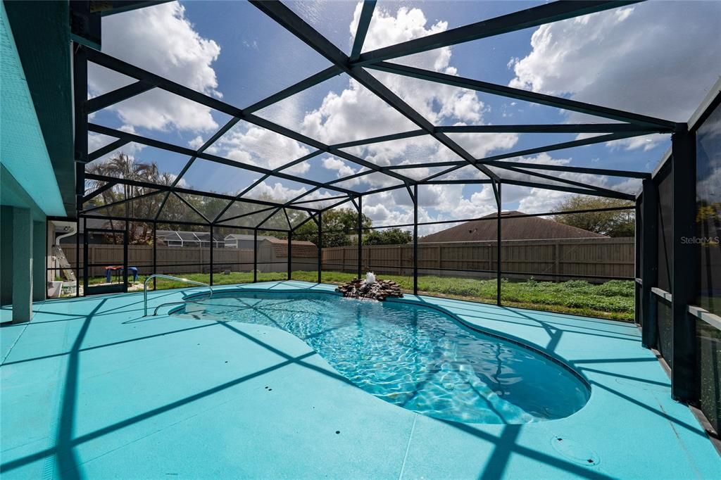 For Rent: $2,725 (3 beds, 2 baths, 1530 Square Feet)