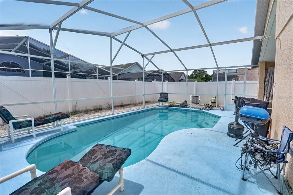 En Venta: $365,000 (4 camas, 2 baños, 1822 Pies cuadrados)