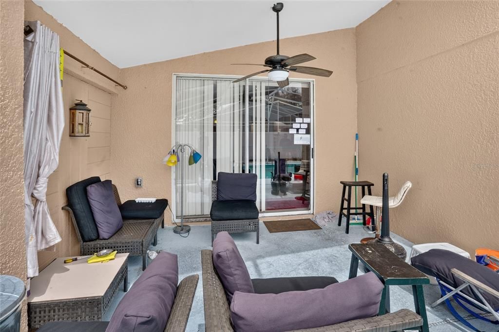 En Venta: $365,000 (4 camas, 2 baños, 1822 Pies cuadrados)