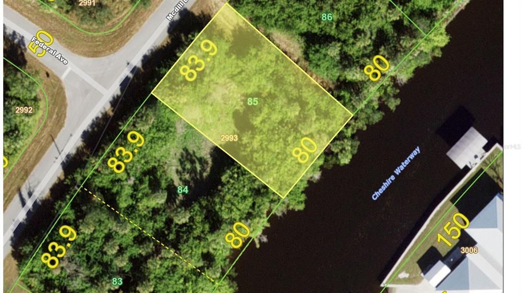 На продажу: $75,500 (0.23 acres)