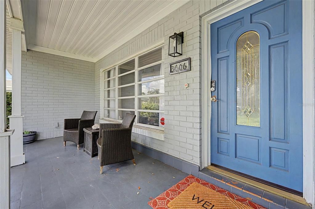 В аренду: $4,700 (3 спален, 2 ванн, 1561 Квадратных фут)