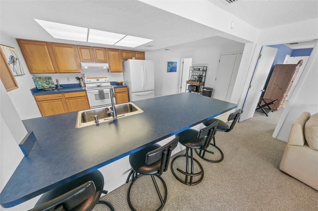 For Sale: $799,000 (3 beds, 2 baths, 2406 Square Feet)