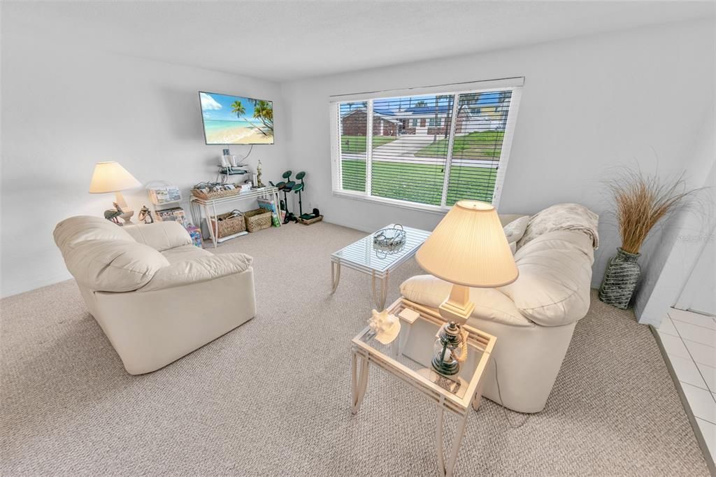 For Sale: $799,000 (3 beds, 2 baths, 2406 Square Feet)