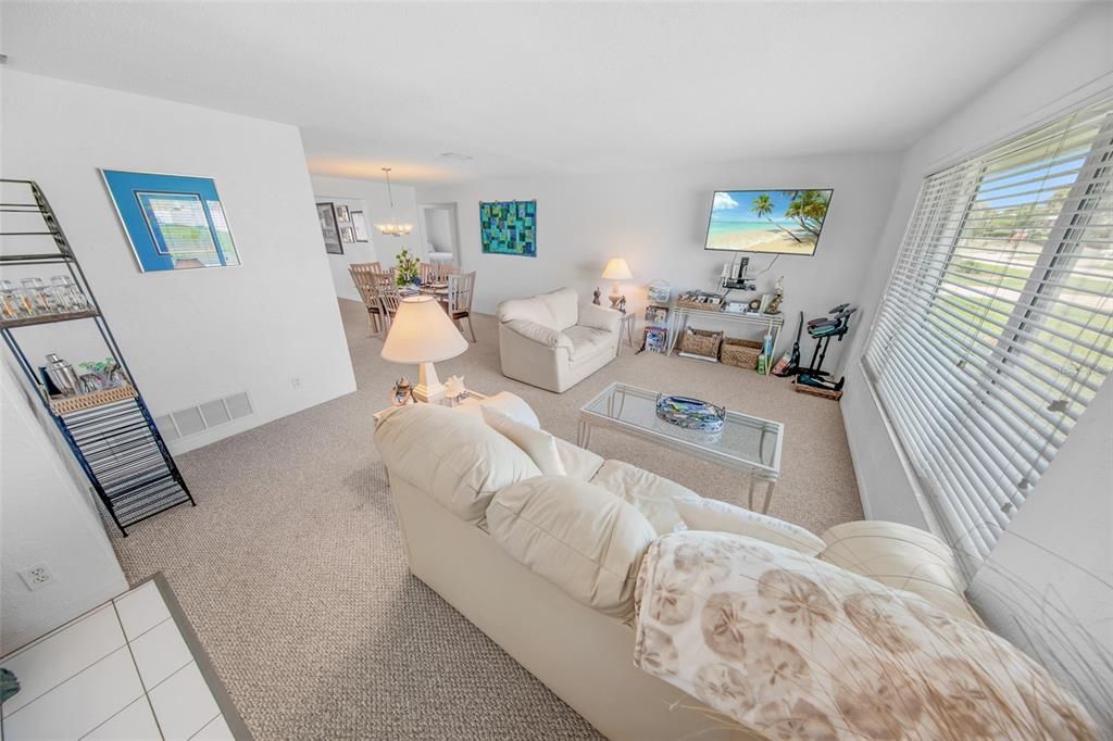 For Sale: $799,000 (3 beds, 2 baths, 2406 Square Feet)