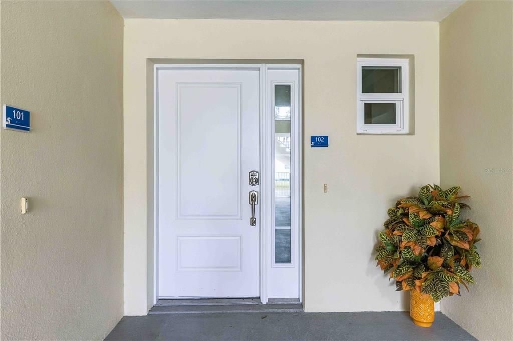 На продажу: $409,000 (2 спален, 2 ванн, 1650 Квадратных фут)